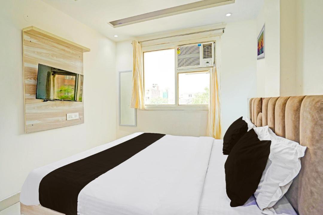 Adarsh Nagar Hotel | Super Hotel O Luxury Inn
