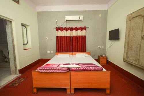 Burnpur Hotel | Hotel Evergreen