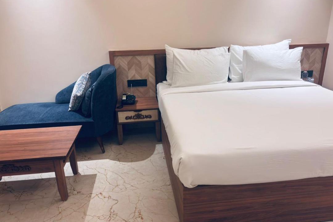 Panposh Hotel | Pahadi Convention