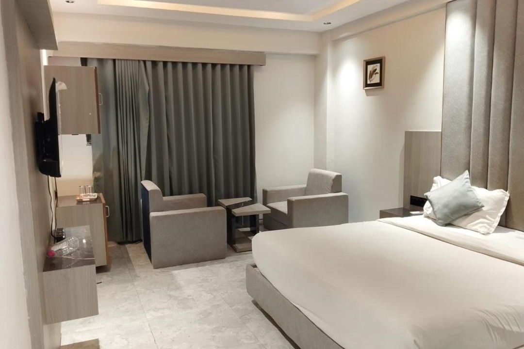 Ahmedabad Hotel | Hotel Palladium Legacy