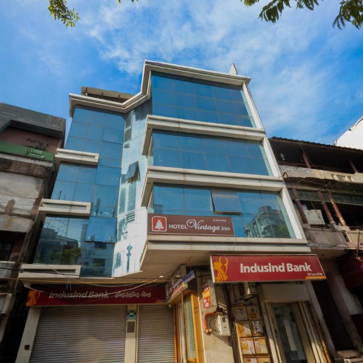 Vadodara Hotel | HOTEL VINTAGE Inn