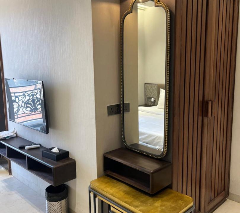 Ayodhya Hostel | Hotel R-A-M-A-N-S-H GRAND INN - Beside Ram Mandir Ayodhya 96,7000,2101