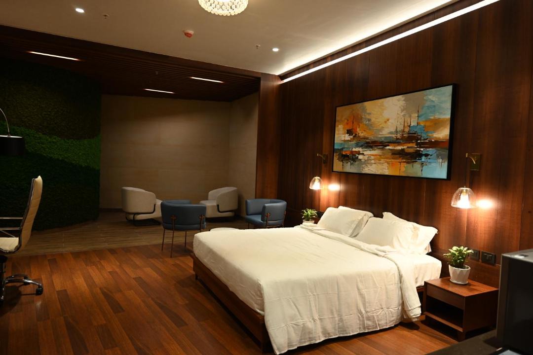 Nedumbassery Hotel | 0484 Aero Lounge-Terminal 2 Cochin Airport Hotel