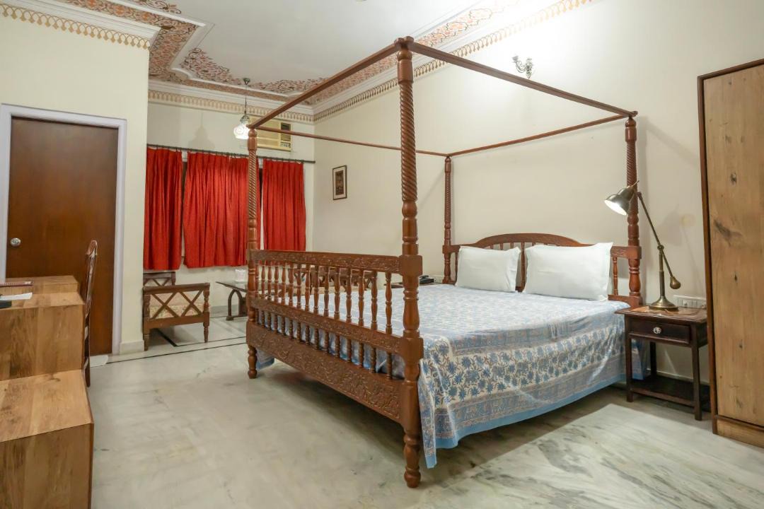 Bani Park Hotel | Anuraag Villa
