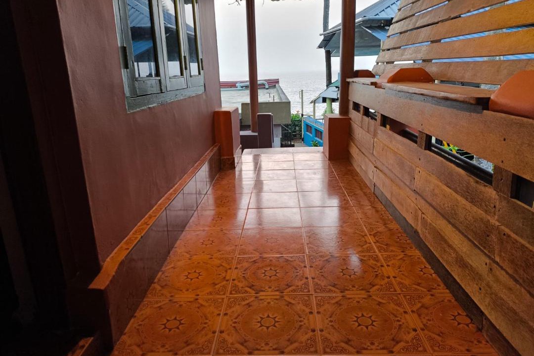 Varkala Hotel | Tiny Temple