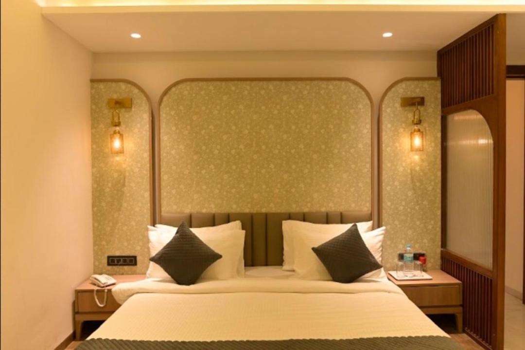 Maharana Pratap Nagar Hotel | Hotel Varshish Inn