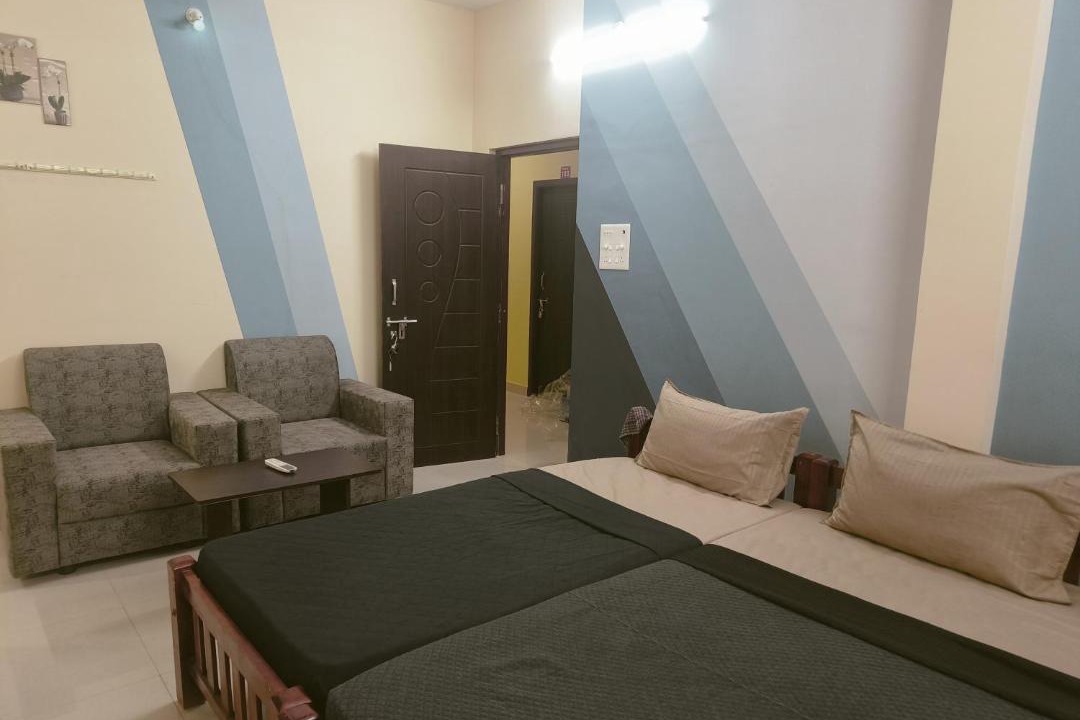 Viluppuram Hotel | Sri sinthalamman residency