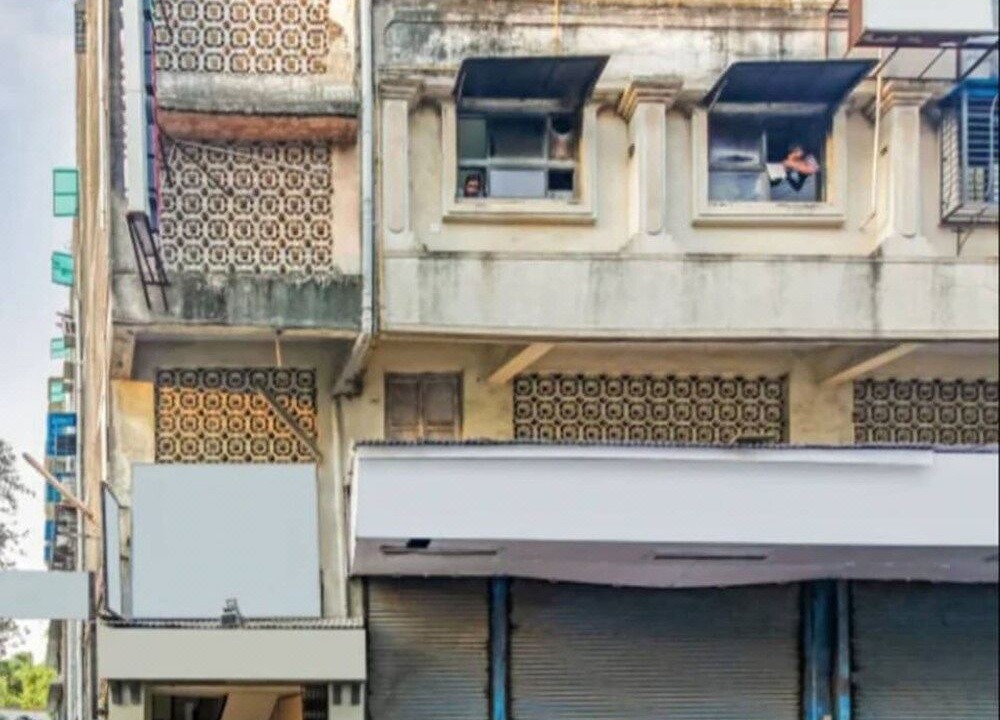Photo of Buildings in Surat