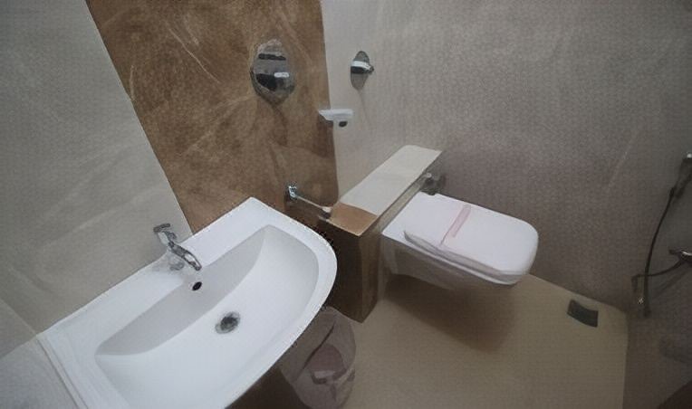Photo of Bathroom in Kalyan Nagar