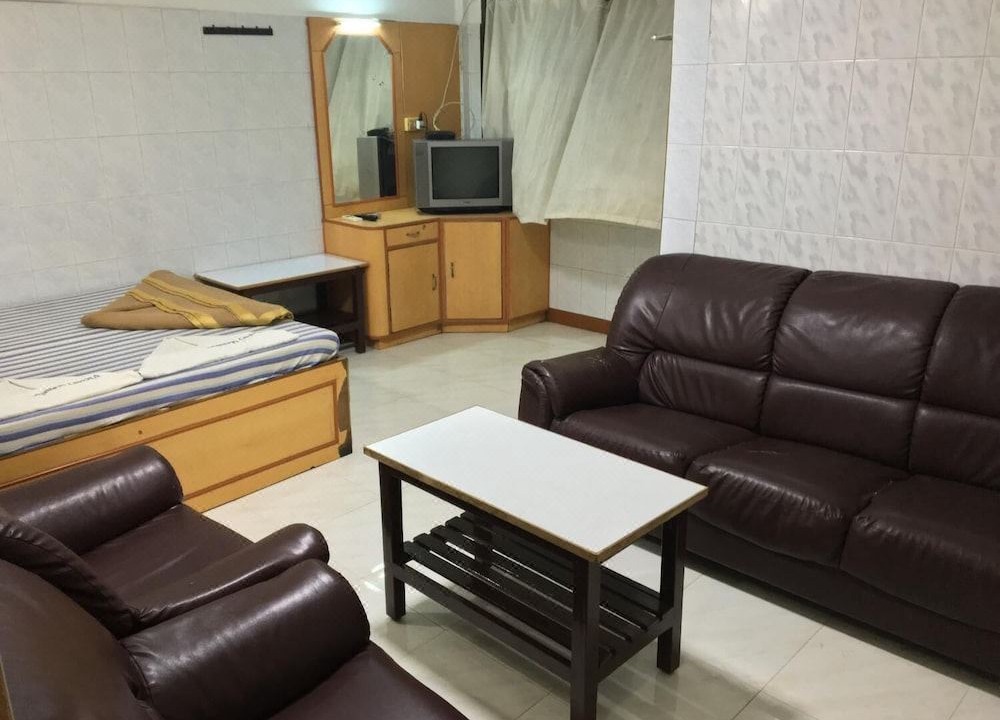 Photo of Livingroom in Triplicane
