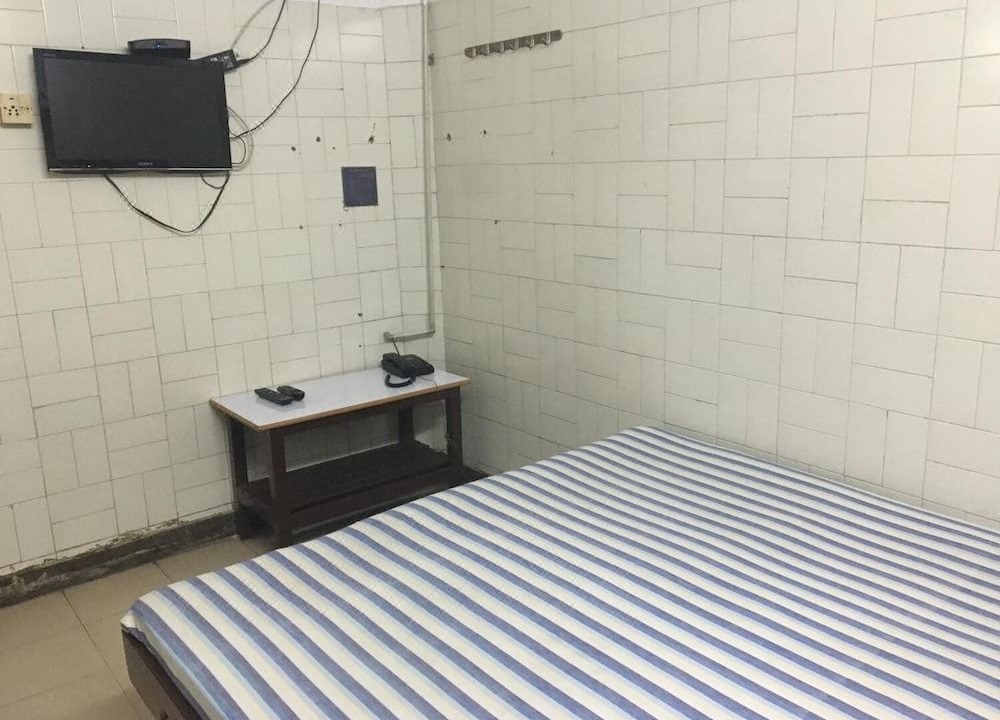Photo of Bedroom in Triplicane