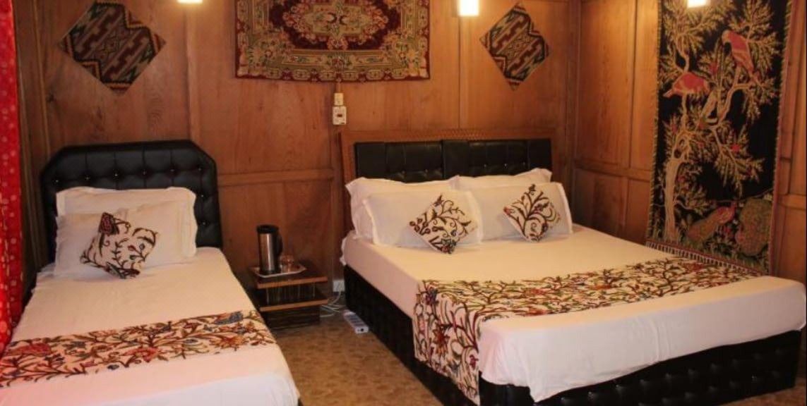 Photo of Bedroom in Nagin Bagh