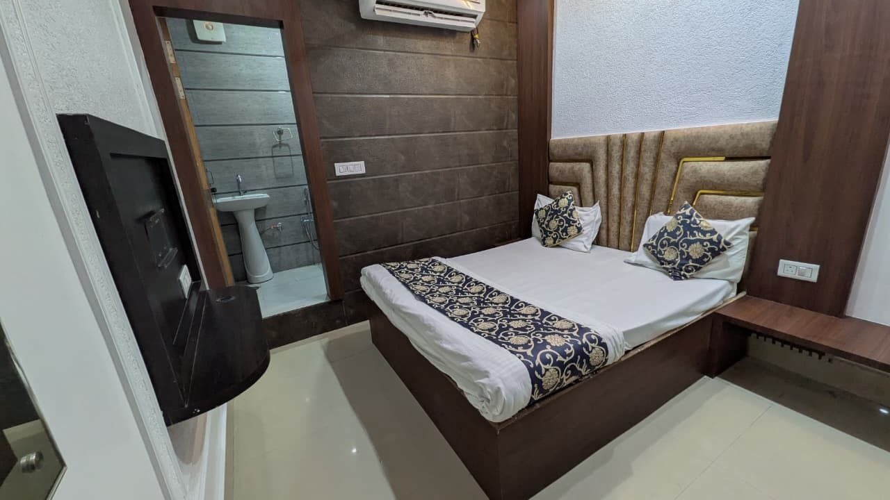 Photo of Bedroom in Aligarh