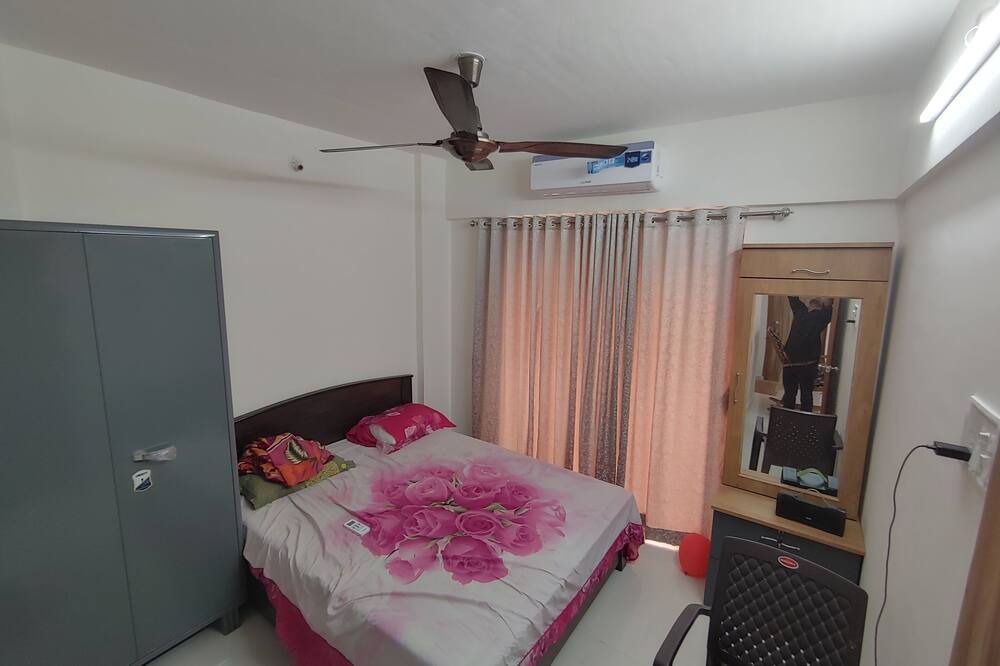 Photo of Bedroom in Uddar