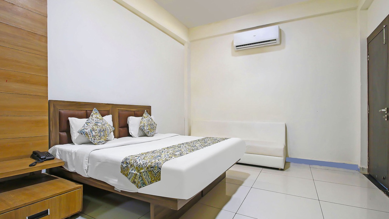 Photo of Bedroom in Bhopal