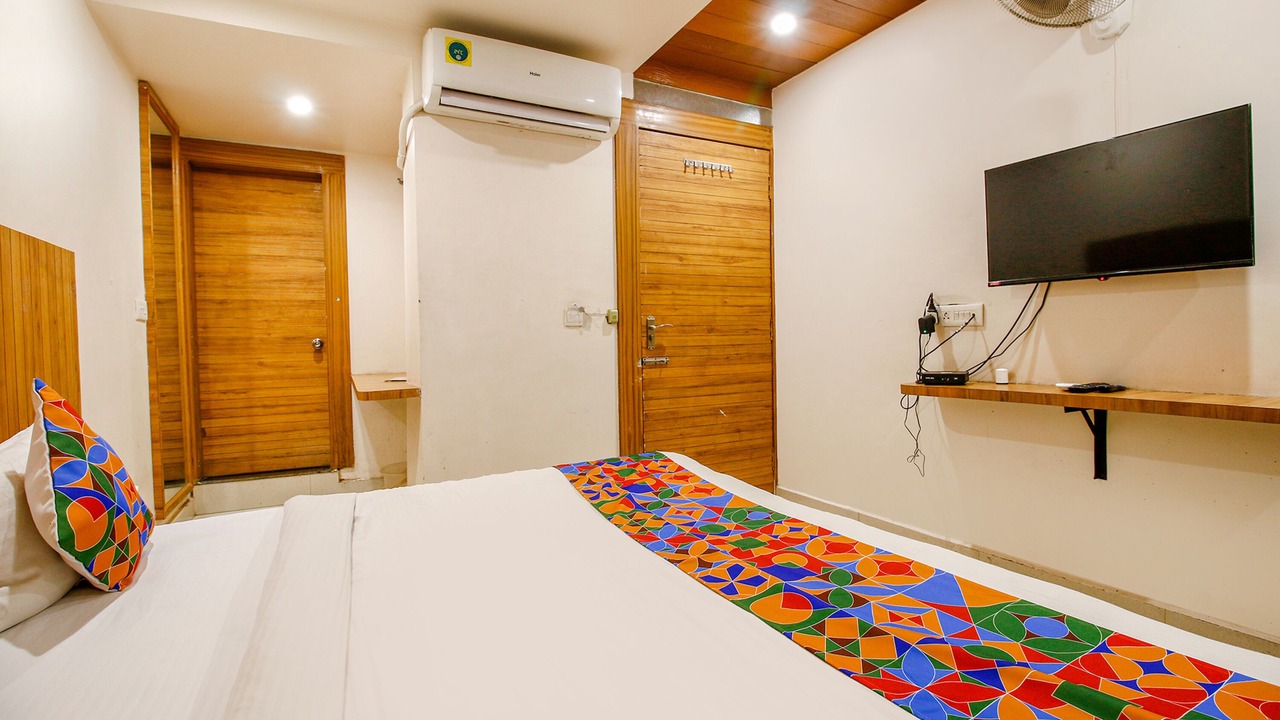 Photo of Bedroom in Bhopal