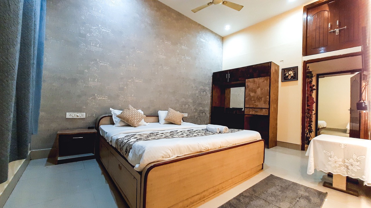 Photo of Bedroom in Varanasi