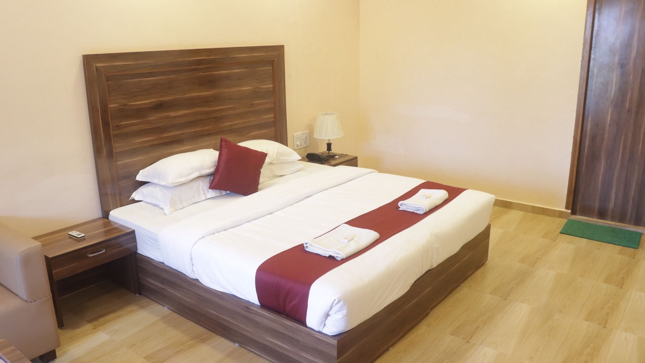 Photo of Bedroom in Mahabalipuram Beach
