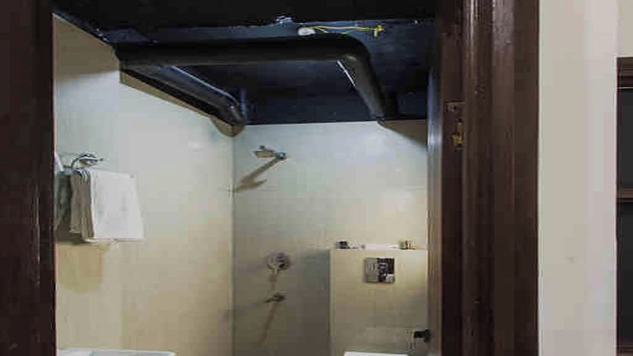 Photo of Bathroom in Jasola