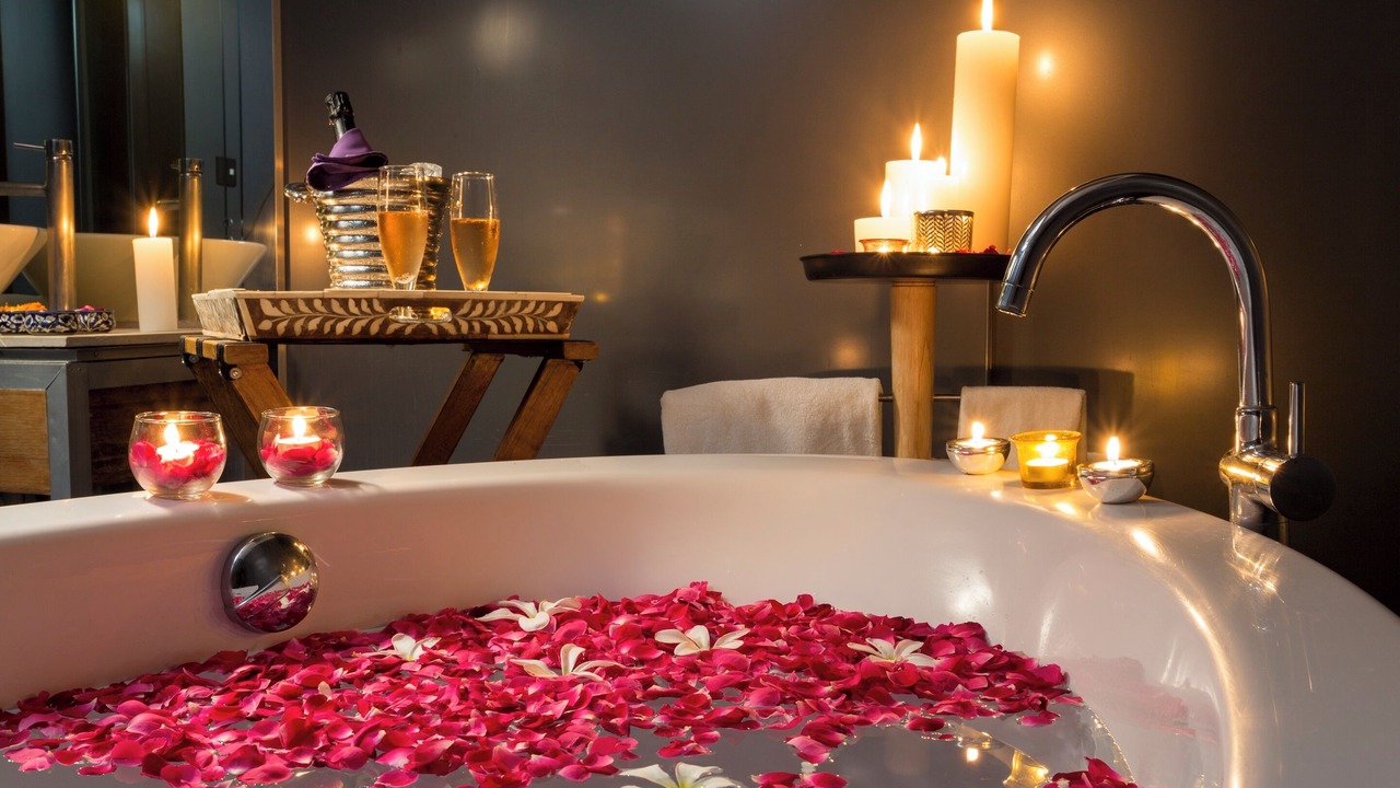 Photo of Bathroom in Desuri