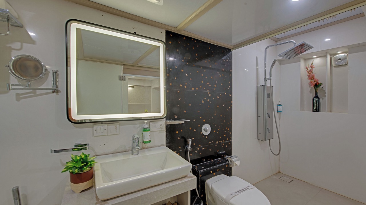 Photo of Bathroom in Marol