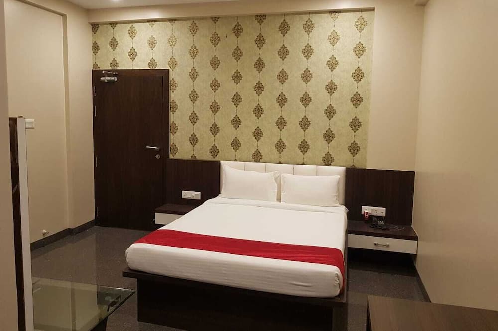 Photo of Bedroom in Parner
