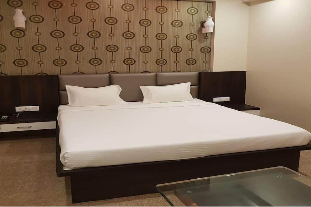 Photo of Bedroom in Parner