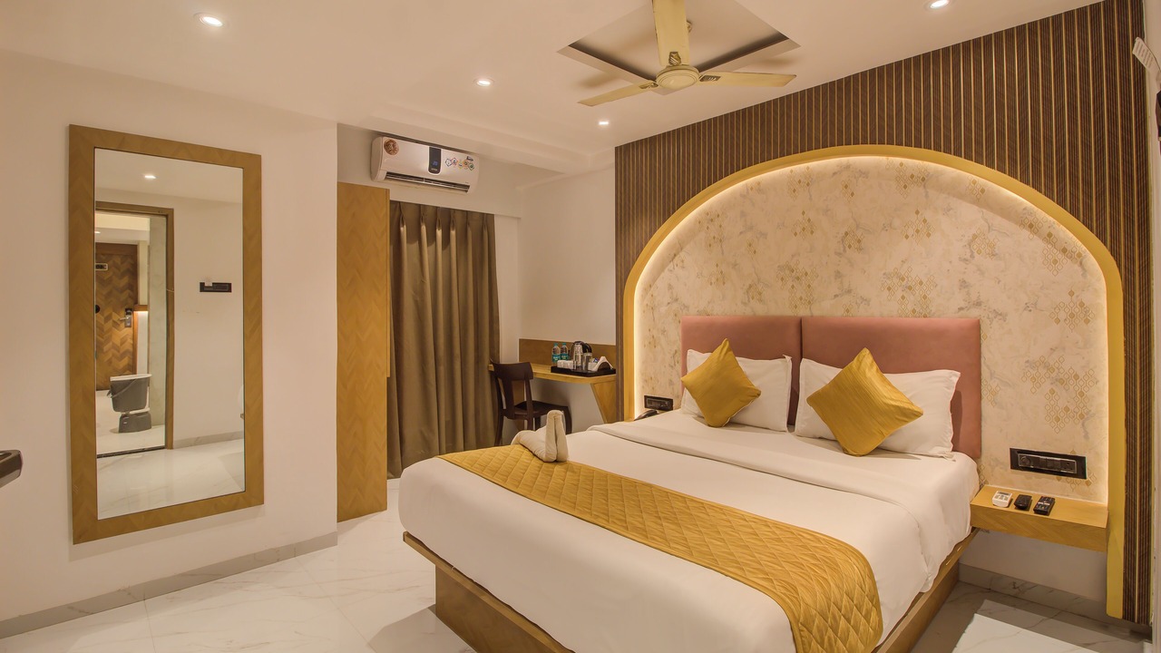 Photo of Bedroom in Malad West