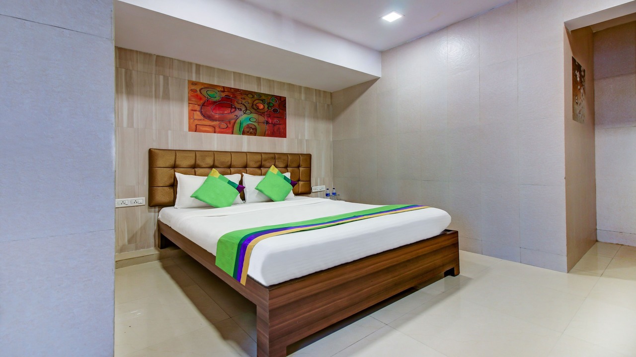 Photo of Bedroom in Marol