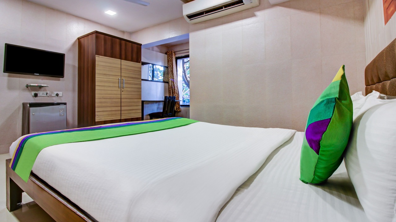 Photo of Bedroom in Marol