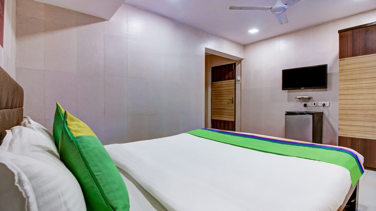 Photo of Bedroom in Marol