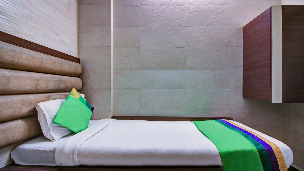 Photo of Bedroom in Marol