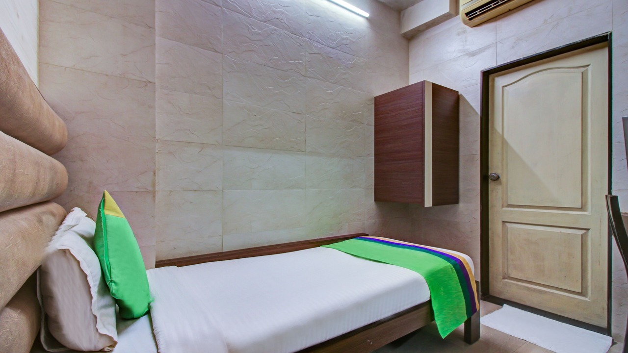 Photo of Bedroom in Marol
