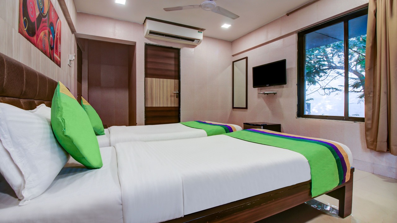 Photo of Bedroom in Marol