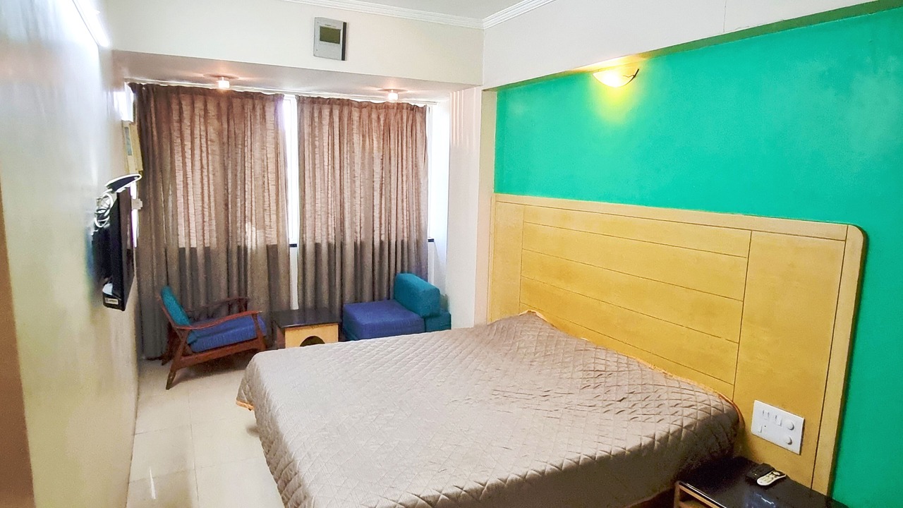 Photo of Bedroom in Deccan Gymkhana
