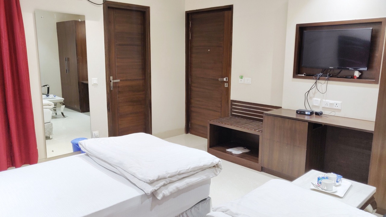 Photo of Bedroom in Bodh Gaya