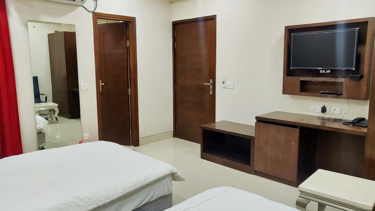 Photo of Bedroom in Bodh Gaya