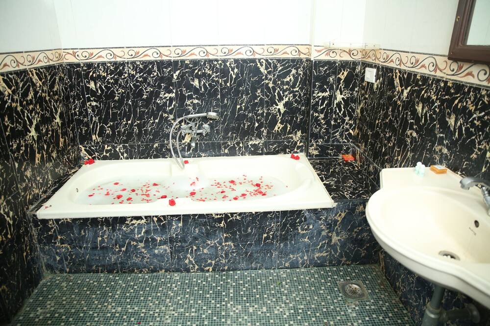 Photo of Bathroom in Kuilapalayam