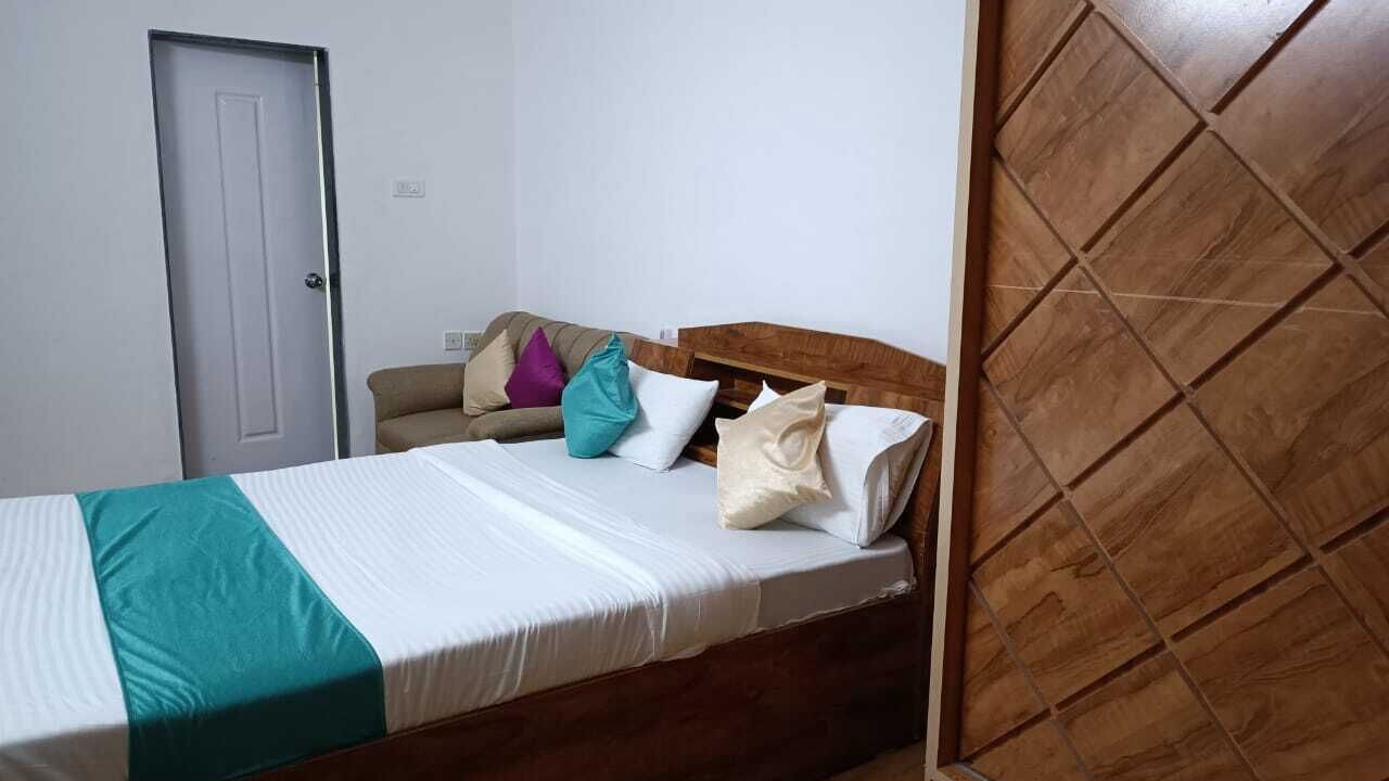 Photo of Bedroom in Kharadi