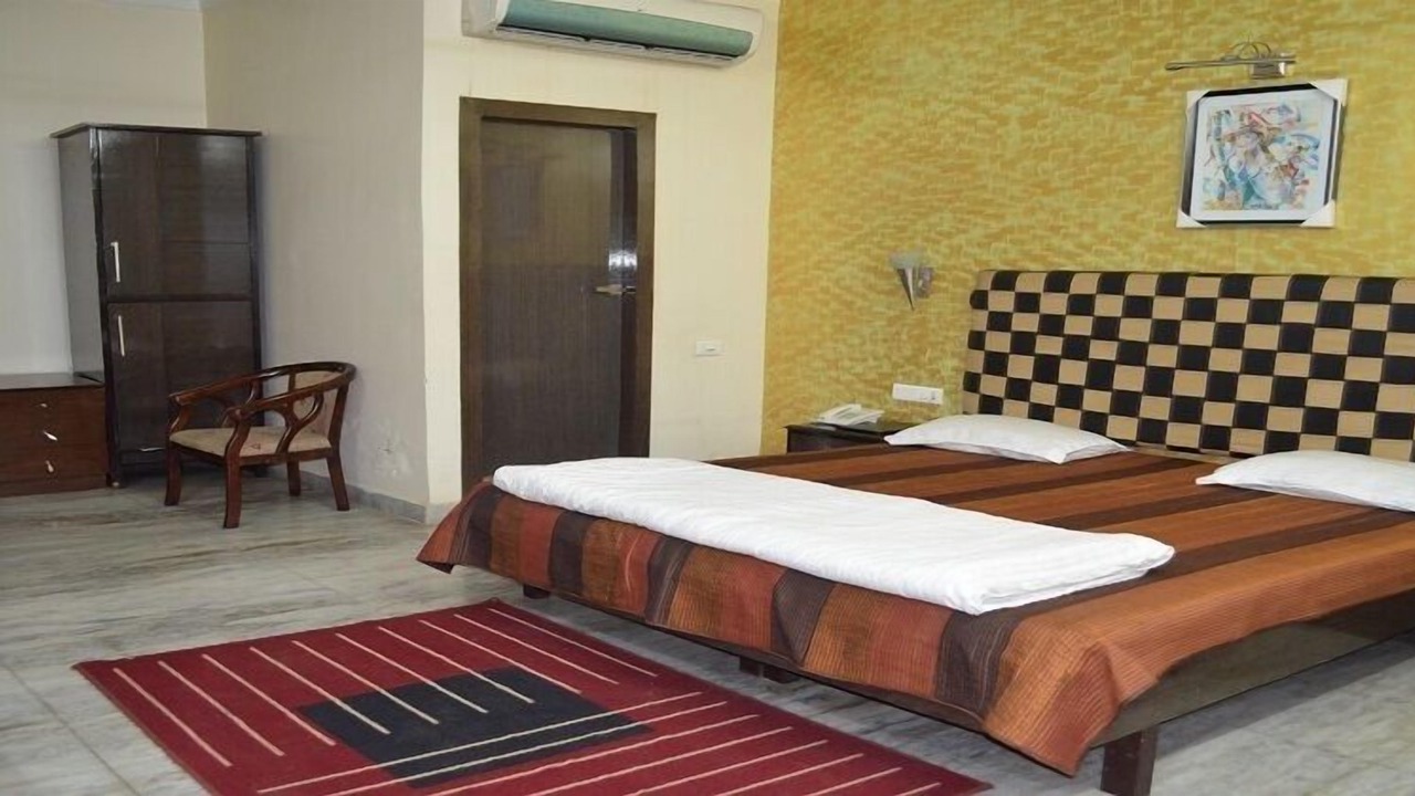 Photo of Bedroom in Pakur