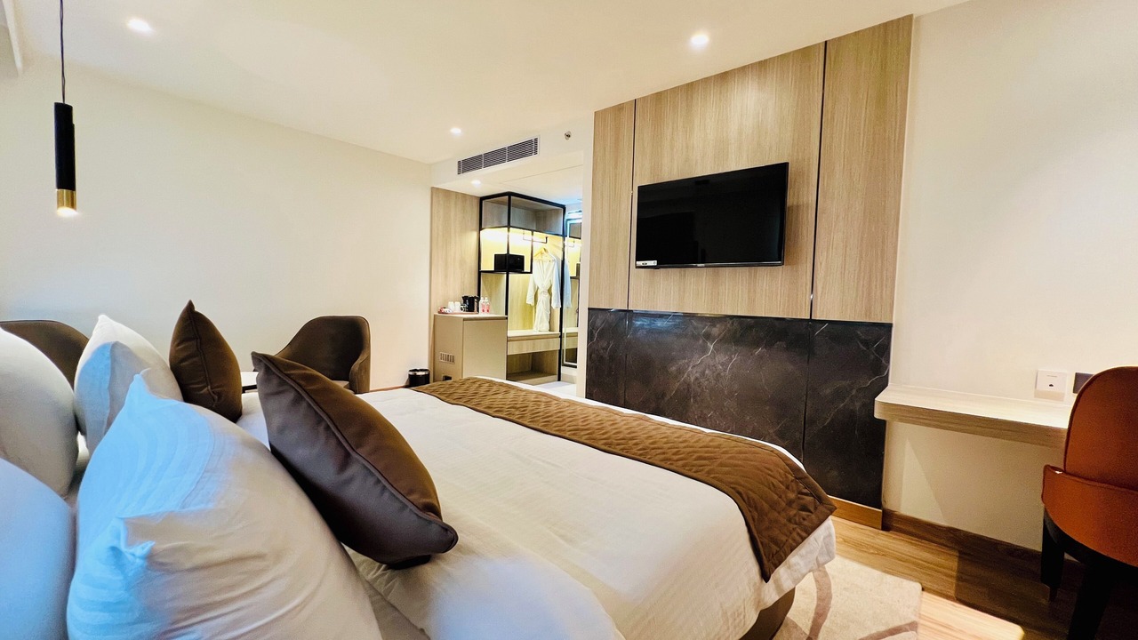 Photo of Bedroom in Sector 62