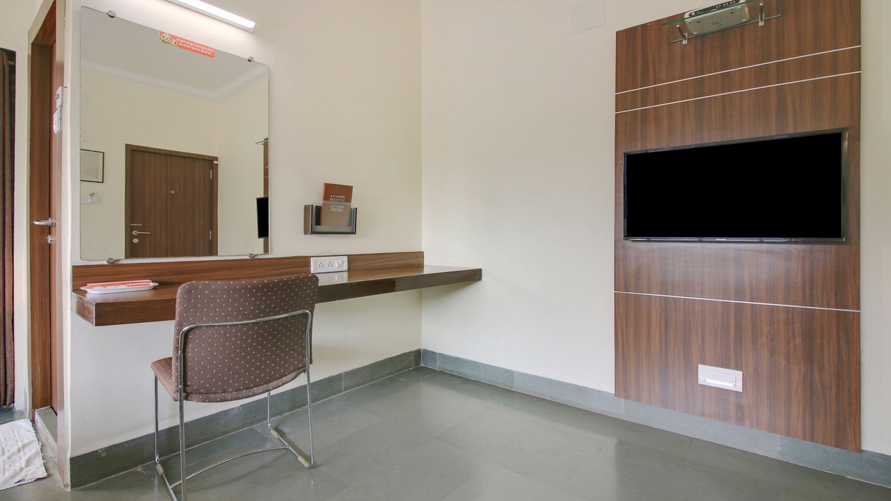 Photo of Bedroom in Surat