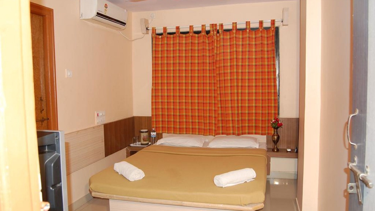 Photo of Bedroom in Shirdi