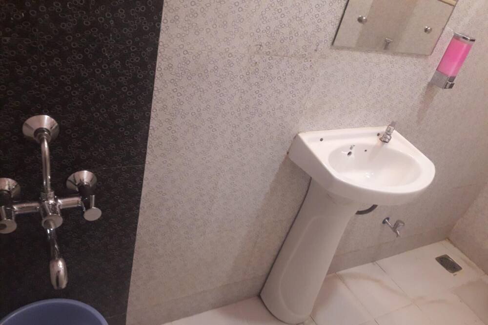Photo of Bathroom in Tathawade