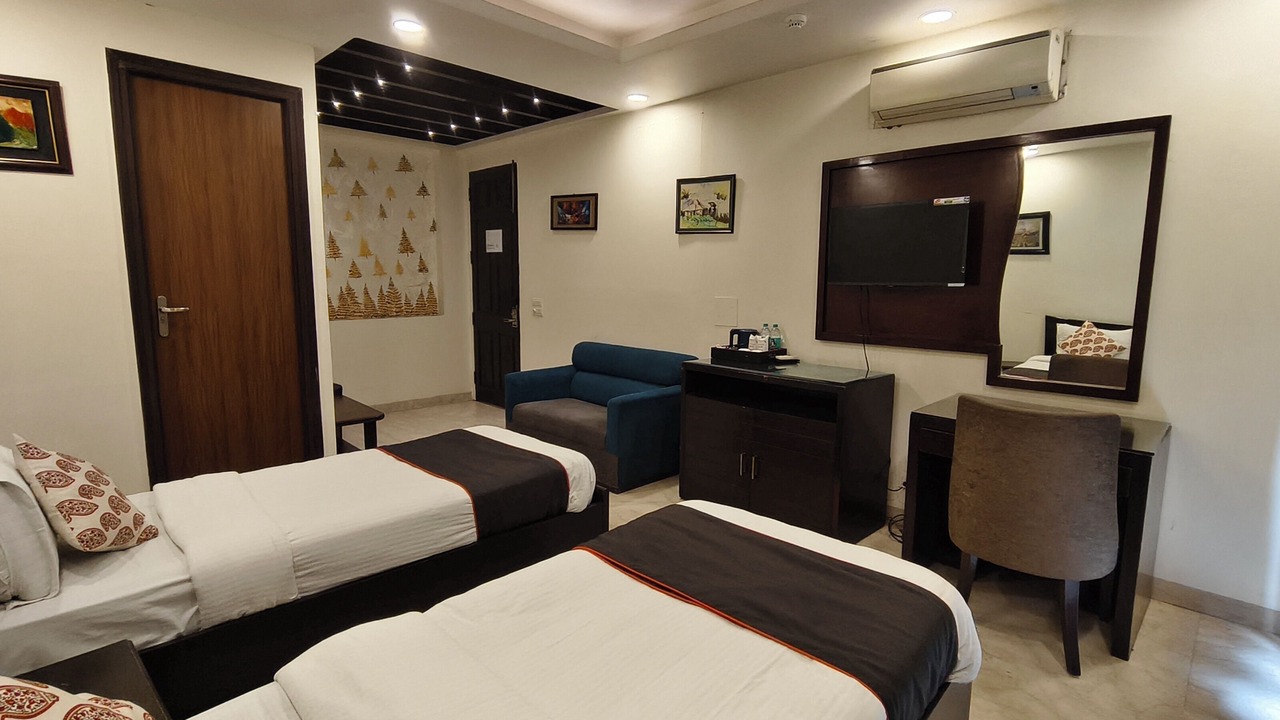 Photo of Bedroom in East of Kailash