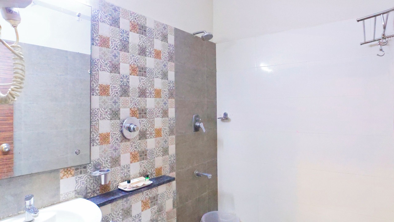 Photo of Bathroom in Little Mount
