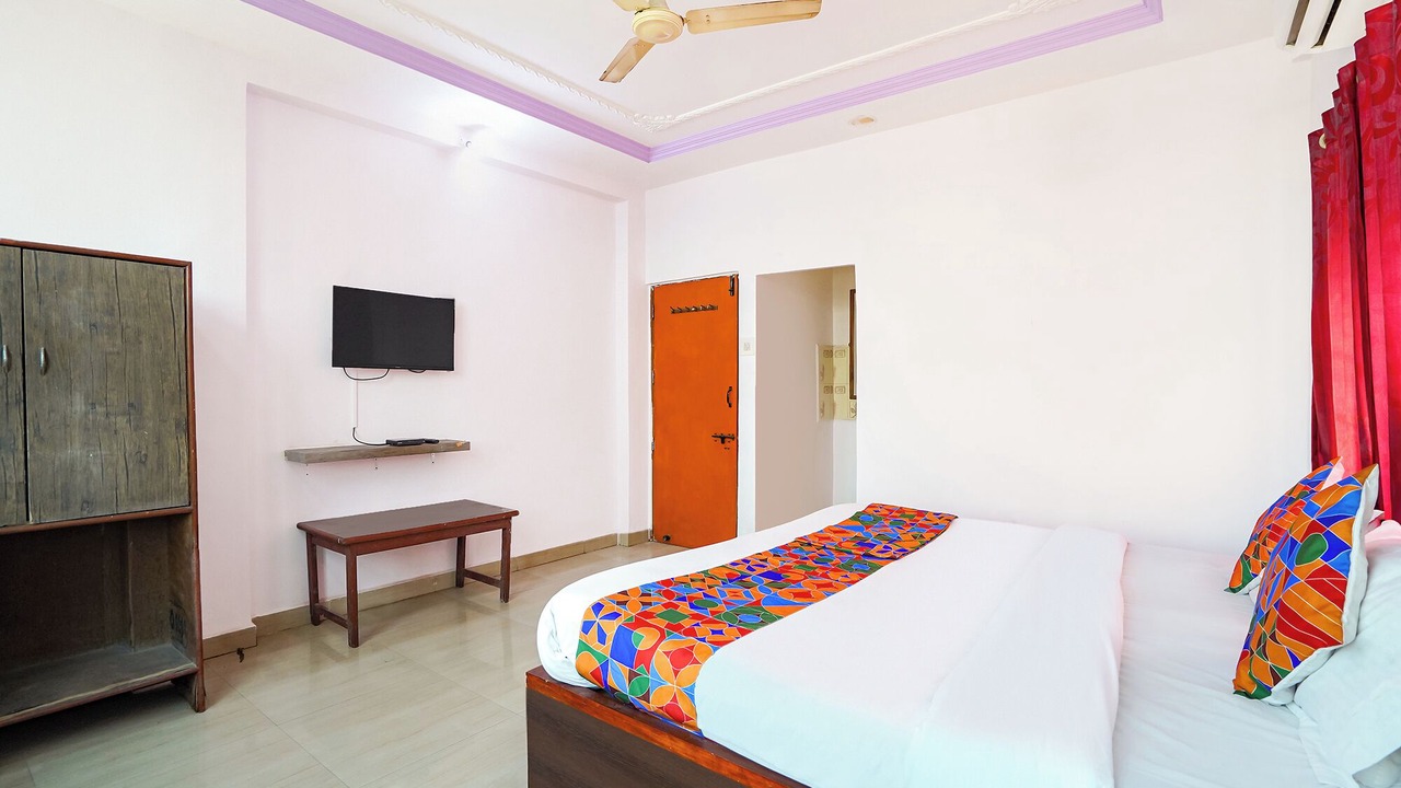 Photo of Bedroom in Hadapsar