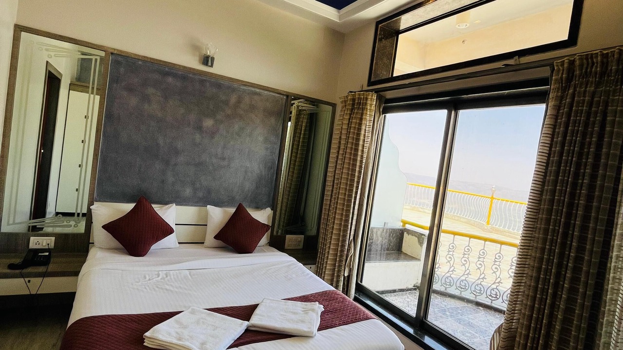 Photo of Bedroom in Panchgani