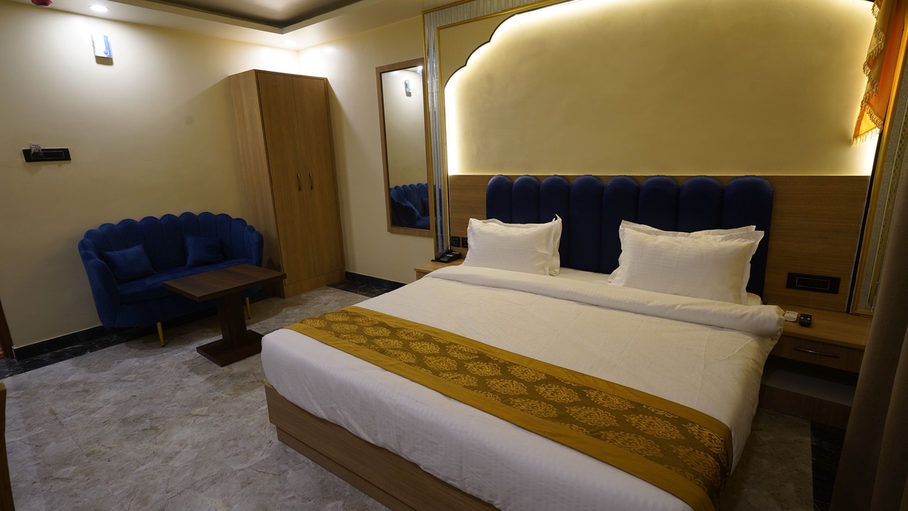 Photo of Bedroom in Danapur