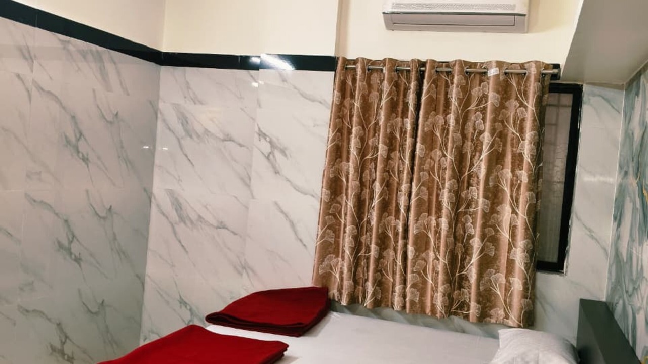 Photo of Bedroom in Shirol